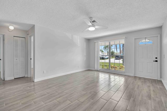 4368 SE Hamilton Lane, Stuart, FL 34997