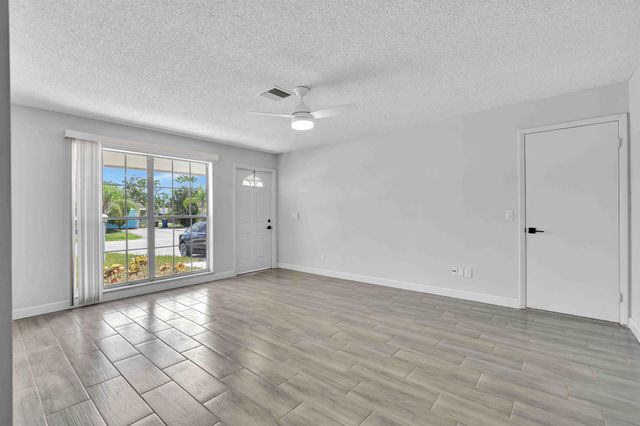 4368 SE Hamilton Lane, Stuart, FL 34997