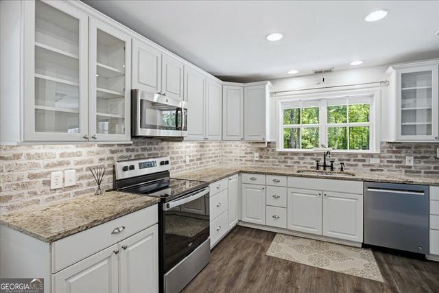 267 Joe Cox Road, Sharpsburg, GA 30277