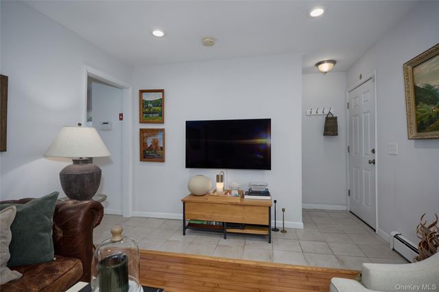 181 N Grand Avenue, Poughkeepsie, NY 12603