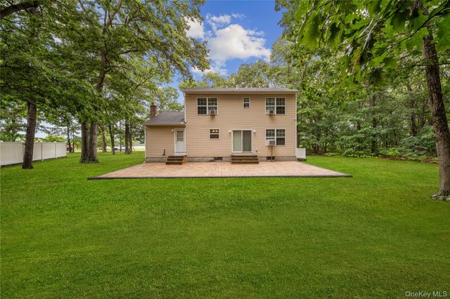 144 Dawn Drive, Shirley, NY 11967