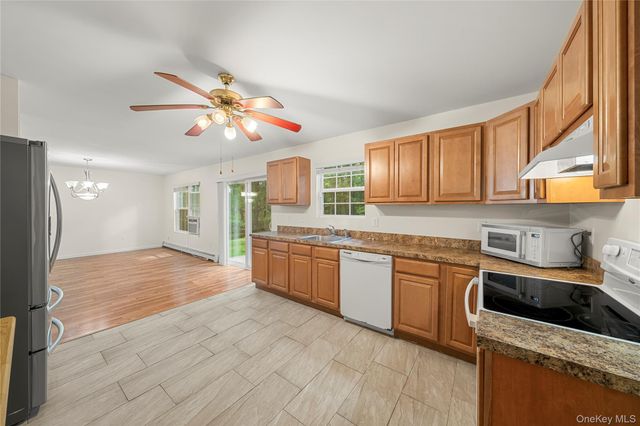 144 Dawn Drive, Shirley, NY 11967