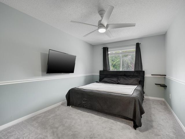 2060 13th Avenue W, Shakopee, MN 55379