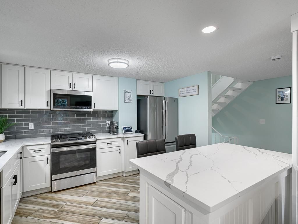 2060 13th Avenue W, Shakopee, MN 55379 — photo 4
