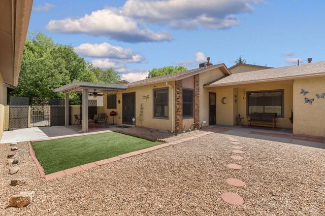 316 Palmer Park Drive NE, Albuquerque, NM 87123