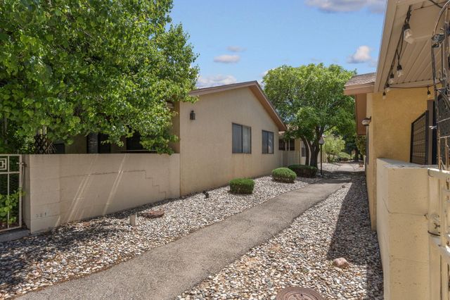 316 Palmer Park Drive NE, Albuquerque, NM 87123