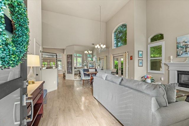 2485 Tigers Dr, Turlock, CA 95382