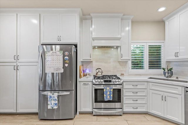 2485 Tigers Dr, Turlock, CA 95382