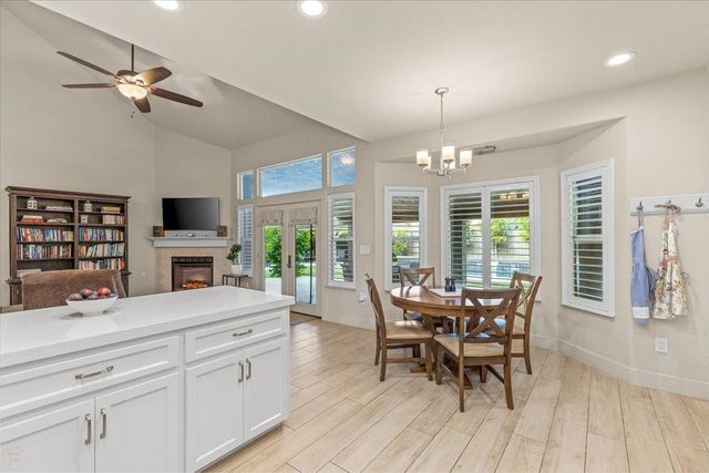 2485 Tigers Dr, Turlock, CA 95382