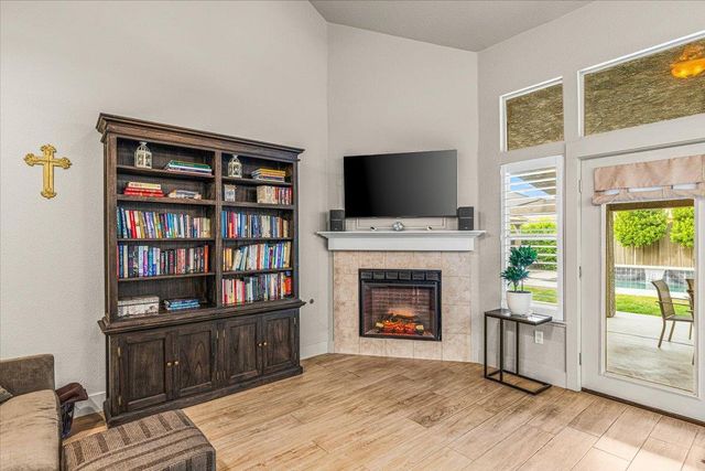 2485 Tigers Dr, Turlock, CA 95382