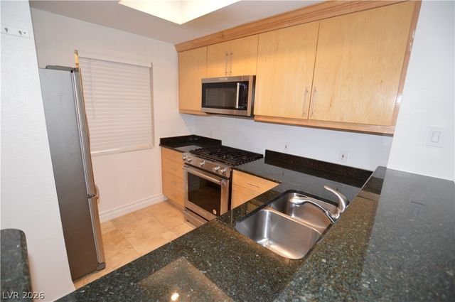 260 FLAMINGO Road 131, Las Vegas, NV 89169