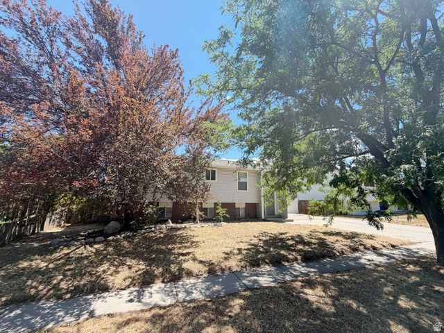 4557 W TWILIGHT DR, Salt Lake City, UT 84118