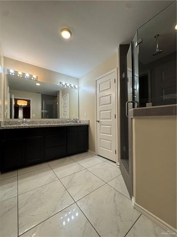 1019 W Mile 6 Road, Elsa, TX 78543