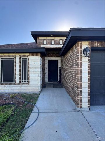 1019 W Mile 6 Road, Elsa, TX 78543