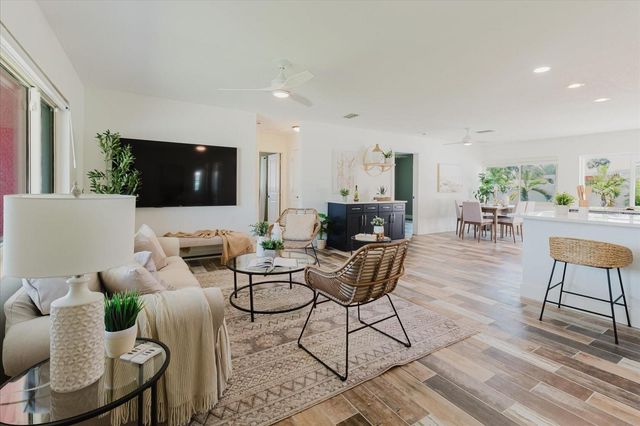 411 87TH AVENUE, St Pete Beach, FL 33706