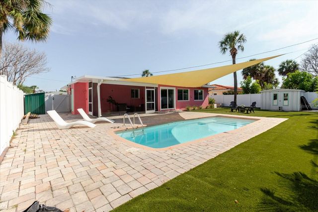 411 87TH AVENUE, St Pete Beach, FL 33706