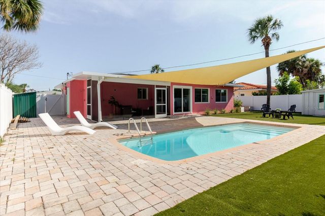 411 87TH AVENUE, St Pete Beach, FL 33706