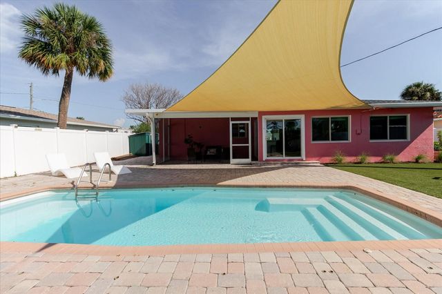 411 87TH AVENUE, St Pete Beach, FL 33706