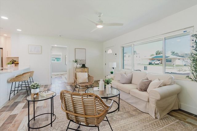 411 87TH AVENUE, St Pete Beach, FL 33706