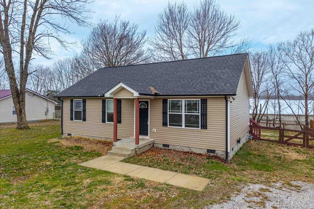 210 Hardin Ave, Dickson, TN 37055