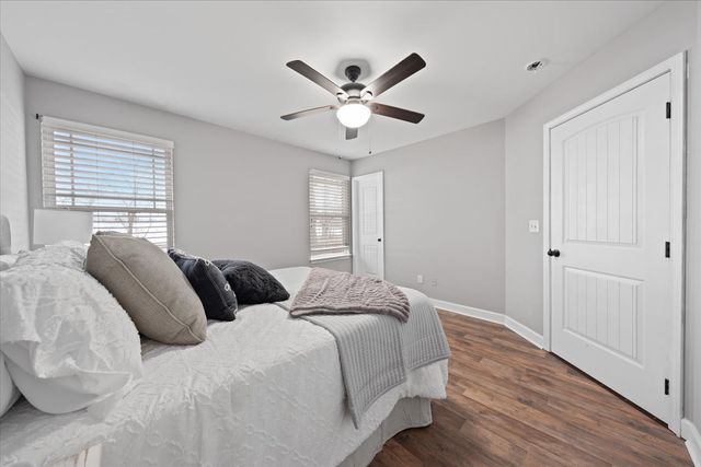 210 Hardin Ave, Dickson, TN 37055