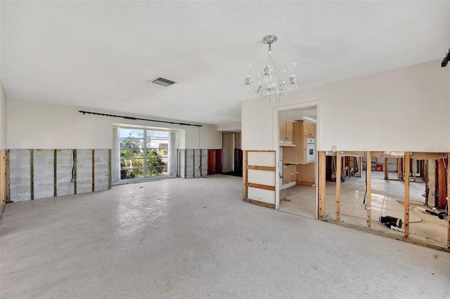 219 LEEWARD ISLAND, Clearwater, FL 33767