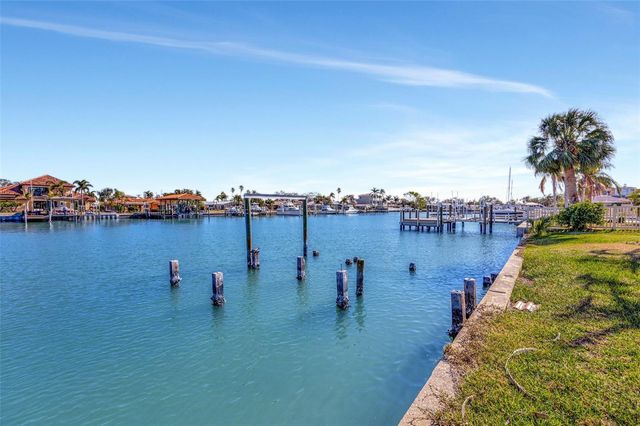 219 LEEWARD ISLAND, Clearwater, FL 33767
