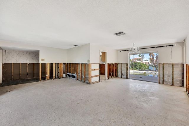 219 LEEWARD ISLAND, Clearwater, FL 33767