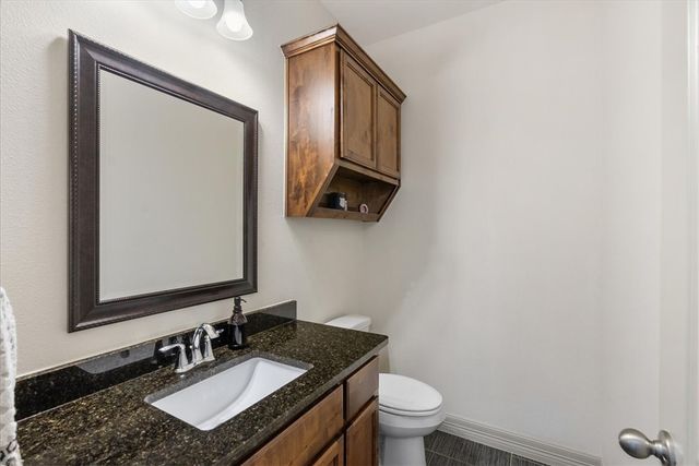 1805 Bay Landing Dr, Portland, TX 78374