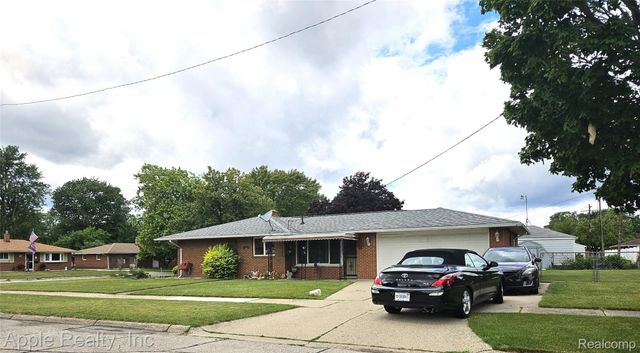 4851 Harrison Street, Wayne, MI 48184