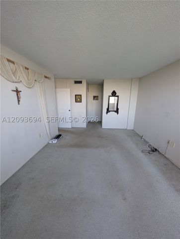 11930 N Bayshore Dr 502, North Miami, FL 33181