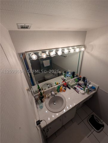 11930 N Bayshore Dr 502, North Miami, FL 33181