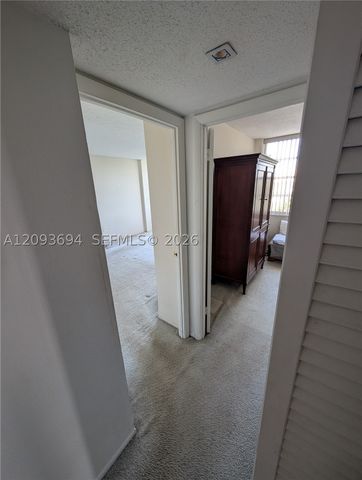 11930 N Bayshore Dr 502, North Miami, FL 33181