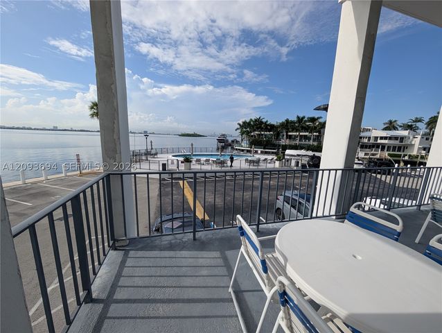 11930 N Bayshore Dr 502, North Miami, FL 33181