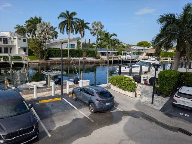 11930 N Bayshore Dr 502, North Miami, FL 33181