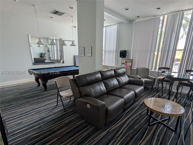 11930 N Bayshore Dr 502, North Miami, FL 33181