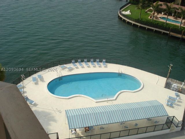 11930 N Bayshore Dr 502, North Miami, FL 33181