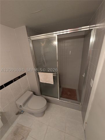 11930 N Bayshore Dr 502, North Miami, FL 33181