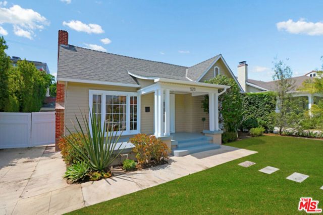 523 N Gower Street, Los Angeles, CA 90004