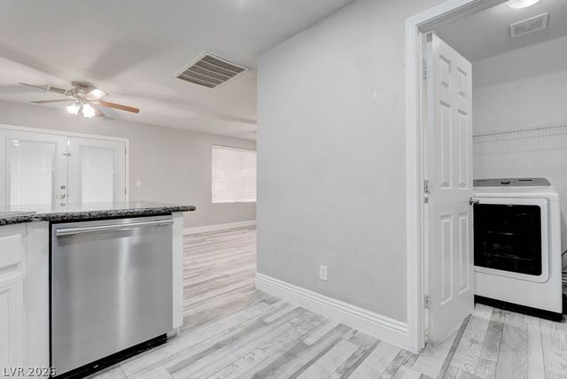 6469 Abbey Door Court, Las Vegas, NV 89122