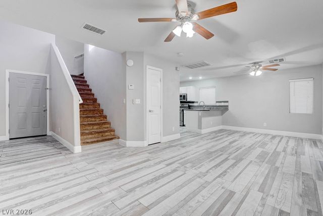 6469 Abbey Door Court, Las Vegas, NV 89122