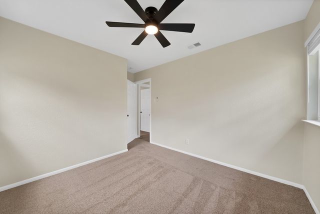 807 Hillcrest Drive, Arlington, TX 76010