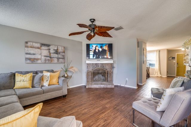 726 Rainsville Drive, Wylie, TX 75098