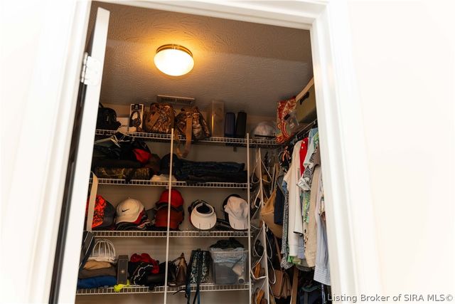 5422 Mansfield Way, Charlestown, IN 47111
