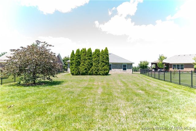 5422 Mansfield Way, Charlestown, IN 47111