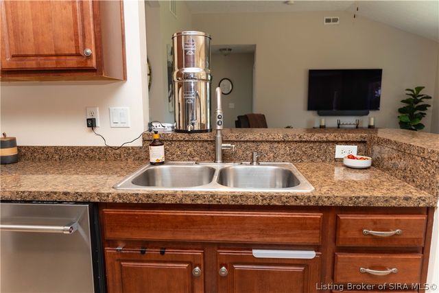 5422 Mansfield Way, Charlestown, IN 47111