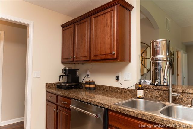5422 Mansfield Way, Charlestown, IN 47111