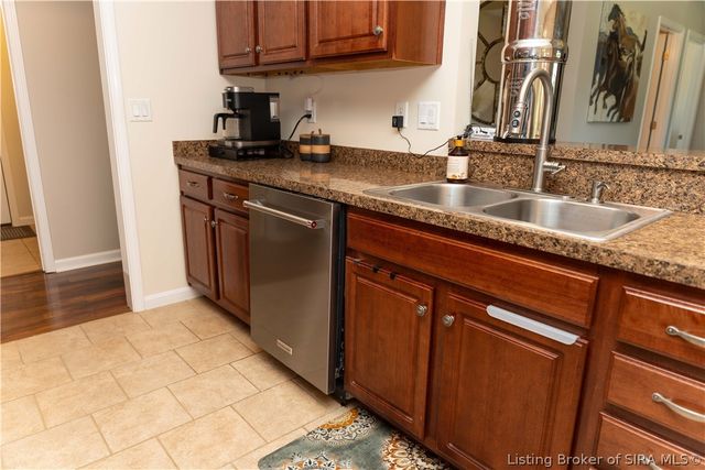 5422 Mansfield Way, Charlestown, IN 47111