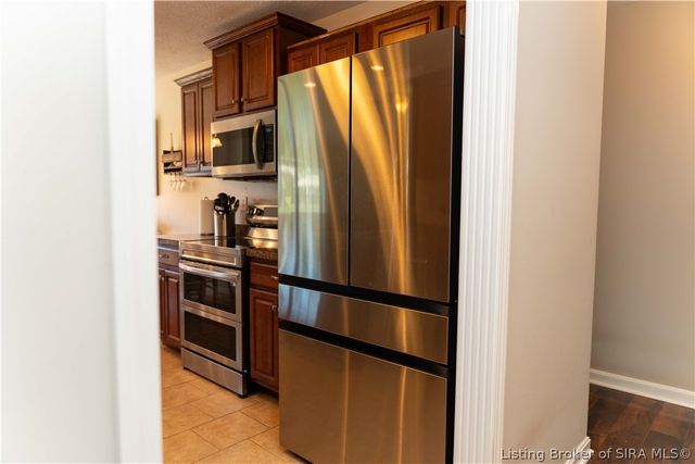 5422 Mansfield Way, Charlestown, IN 47111