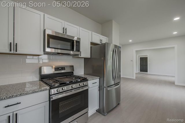1089 Myrtle Avenue, Waterford Charter Township, MI 48328